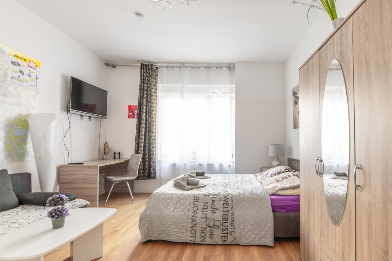A Stylish Apartment In The Center Of True Berlin Eksteriør bilde